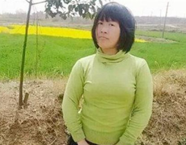 娱乐吃瓜酱余秀华,从“娱乐吃瓜酱”到文学才女,她的人生逆袭之路