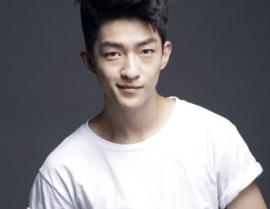 专门讲娱乐圈吃瓜的博主,明星幕后真相大曝光!